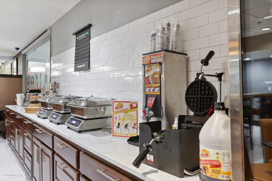 More Photos Of 372 Voters Rd, Slidell Hotel For Sale