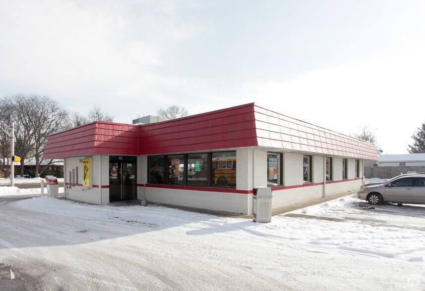 Primary Photo Of 301 W Lusher Ave, Elkhart General Retail For Sale