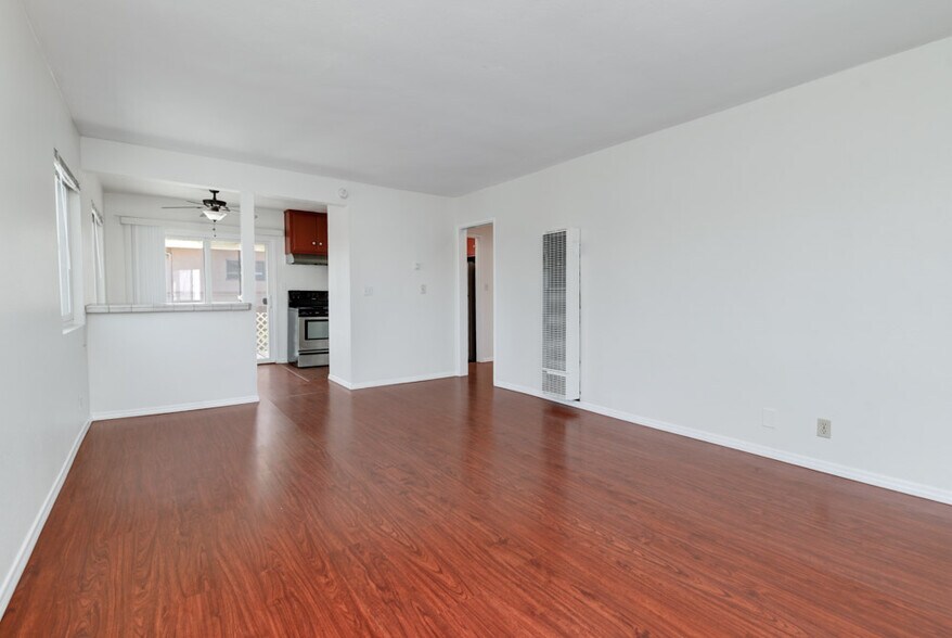 More Photos Of 615-617 Truly Terrace, Vista Apartments For Sale