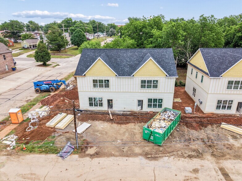 More Photos Of 807 W 7th Ave, Stillwater Apartments For Sale