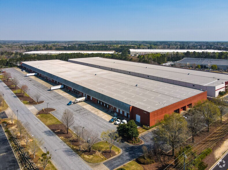 More Photos Of 4800 Coates Dr, Fairburn Warehouse For Lease