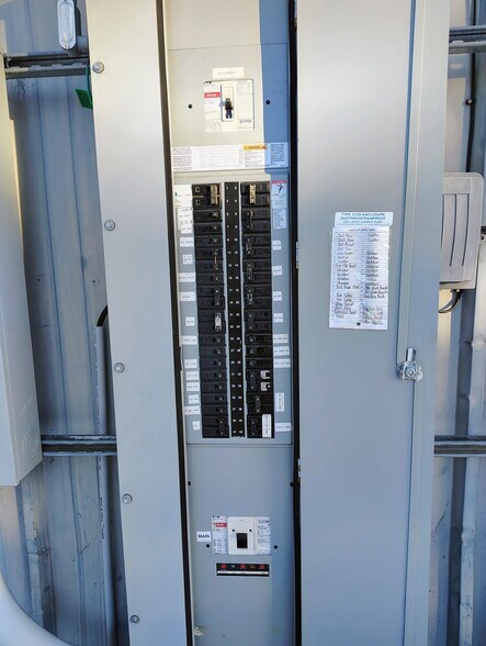 More Photos Of N16184 Old Hwy 13, Lake Service For Sale