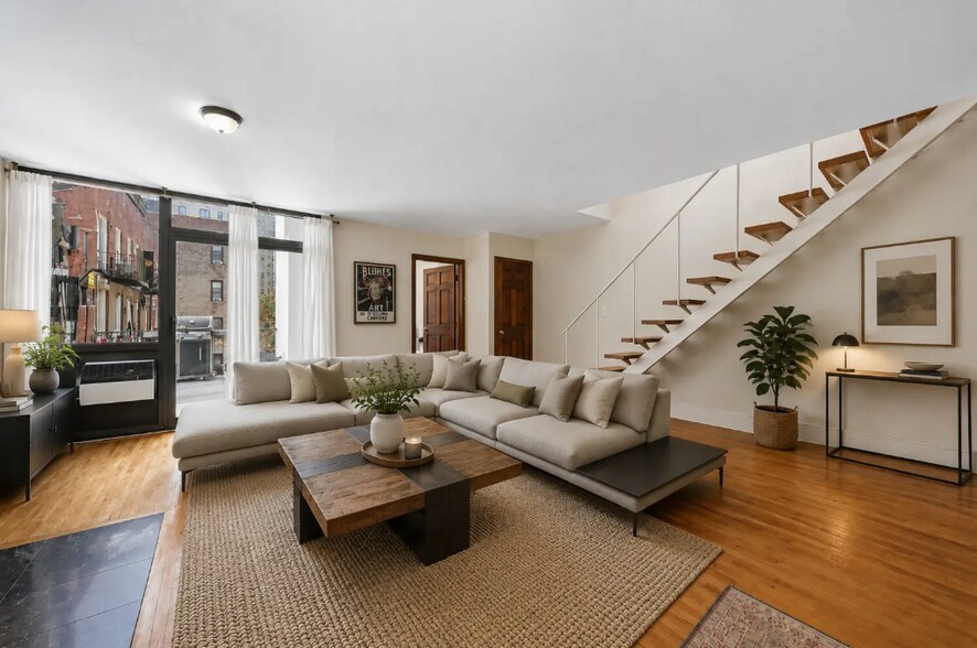 More Photos Of 489 West End Ave, New York Apartments For Sale