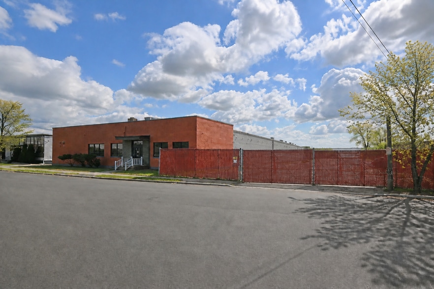 Primary Photo Of 210 S Newman St, Hackensack Manufacturing For Lease