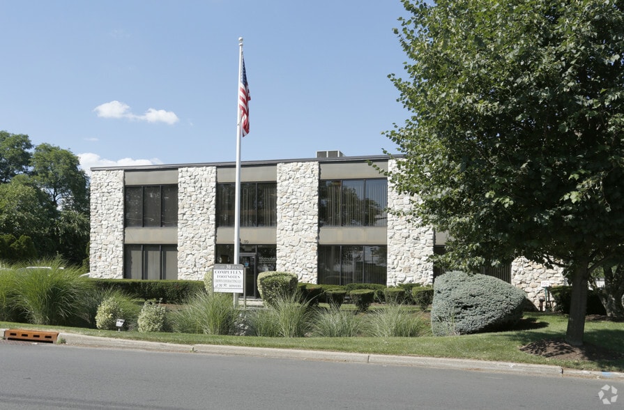 More Photos Of 30 Hillside Ave, Springfield Warehouse For Lease