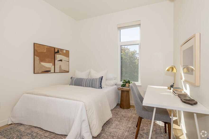 More Photos Of 1629 S St, Sacramento Apartments For Lease