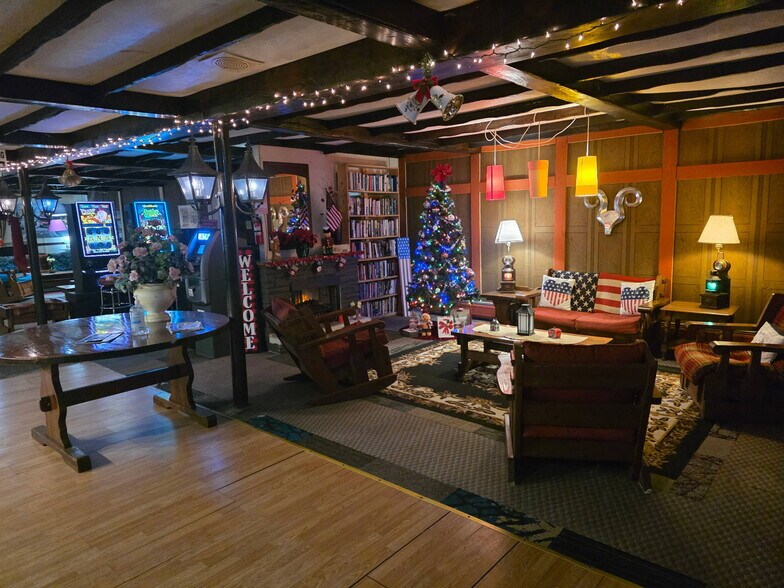 More Photos Of 38 Lehigh Rd, Gouldsboro Hotel For Sale