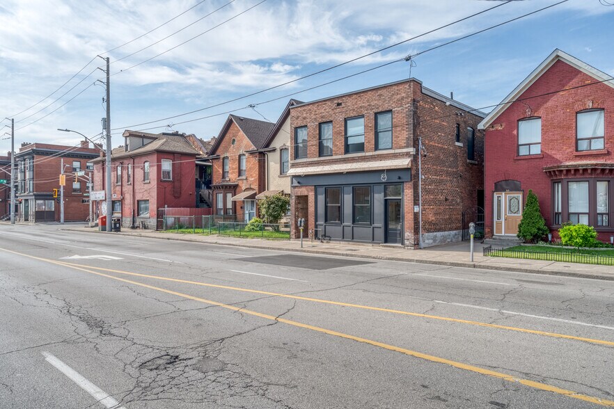 More Photos Of 52 Barton St E, Hamilton Storefront Retail Residential For Sale