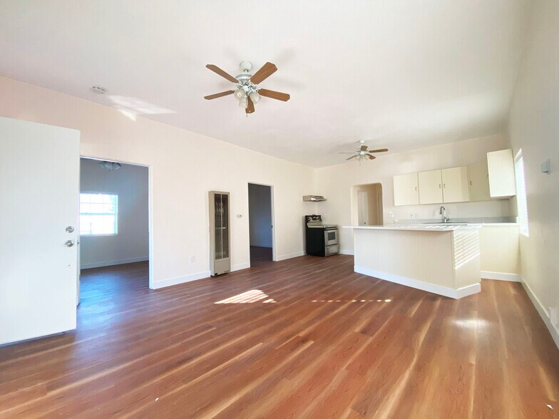 More Photos Of 1595 Pomona Ave, San Jose Warehouse For Sale