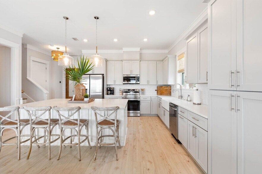 More Photos Of 191 Las Palmas Ln, Port St Joe Specialty For Sale