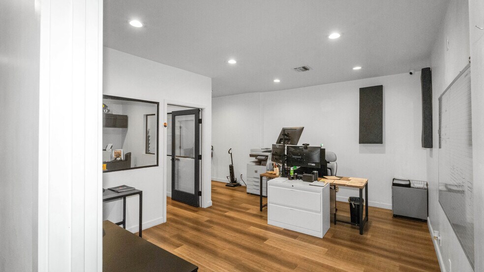 More Photos Of 1132-1140 E Valencia Dr, Fullerton Warehouse For Sale
