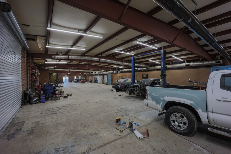 More Photos Of 510 Morgan Mill Rd, Monroe Freestanding For Sale