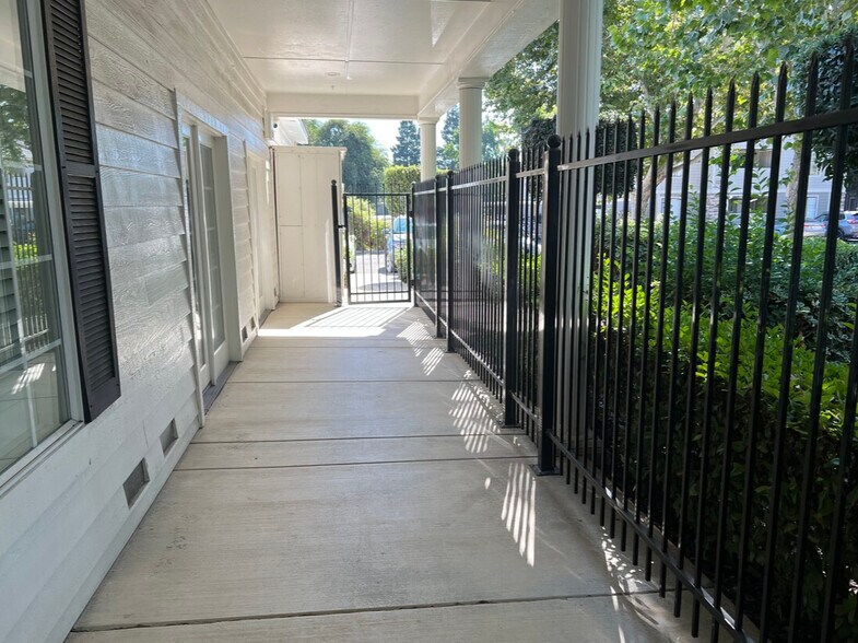 More Photos Of 2880 N Tracy Blvd, Tracy Medical For Lease