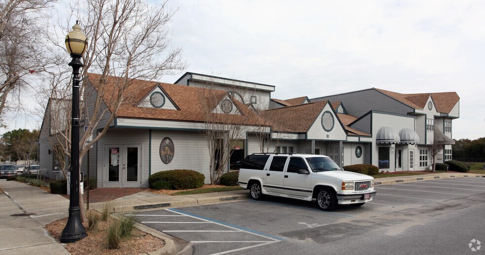 More Photos Of 4400 Bayou Blvd, Pensacola Office Residential For Lease