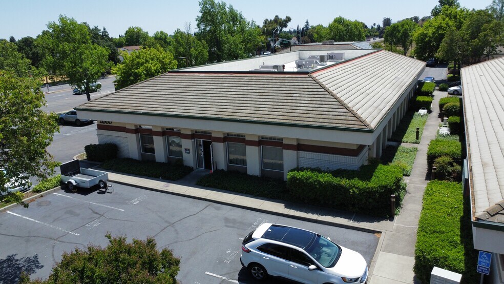 More Photos Of 2060 Peabody Rd, Vacaville Medical For Lease