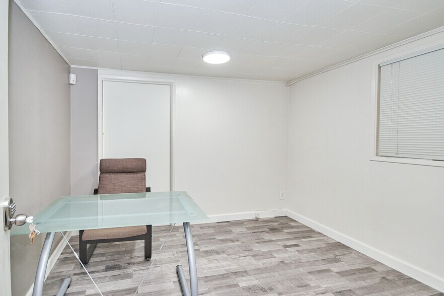 More Photos Of 1532-1538 W Commonwealth Ave, Fullerton Storefront Retail Residential For Lease