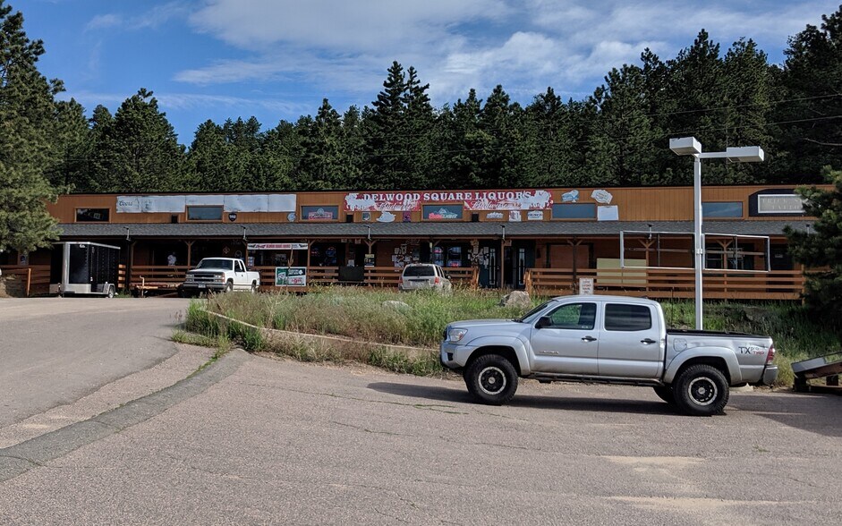 More Photos Of 1 Delwood Dr, Bailey Storefront For Lease