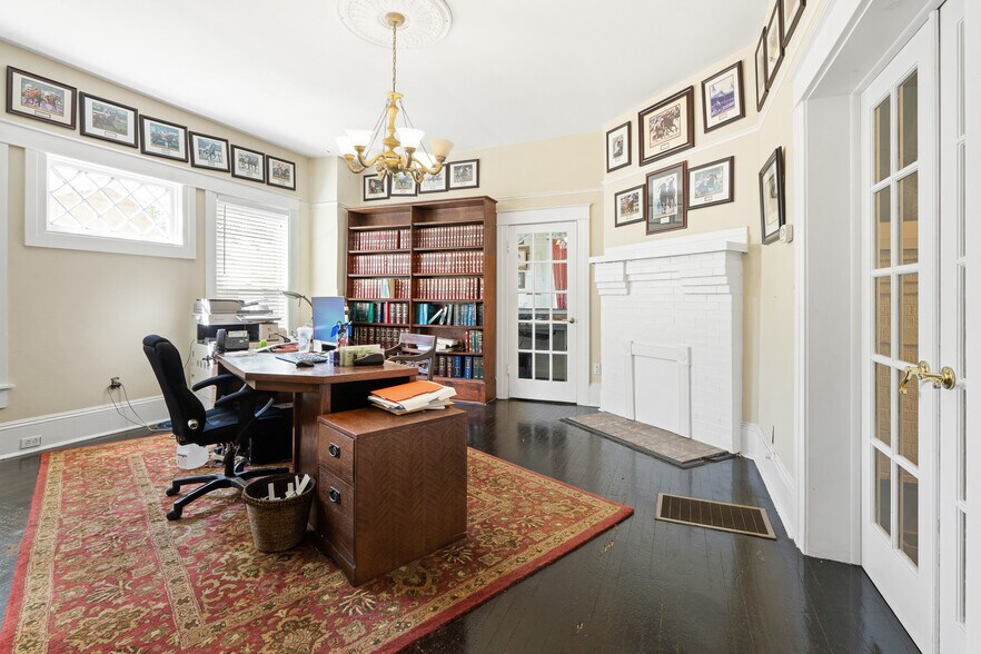 More Photos Of 1902 W Cass St, Tampa Office For Sale