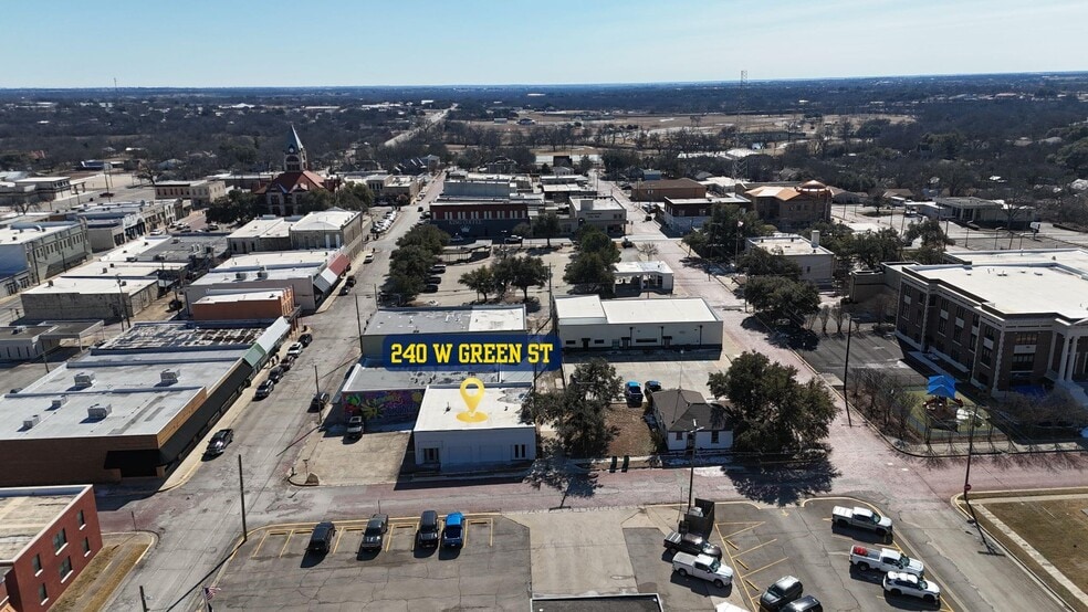 More Photos Of 240 W Green St, Stephenville Office For Sale