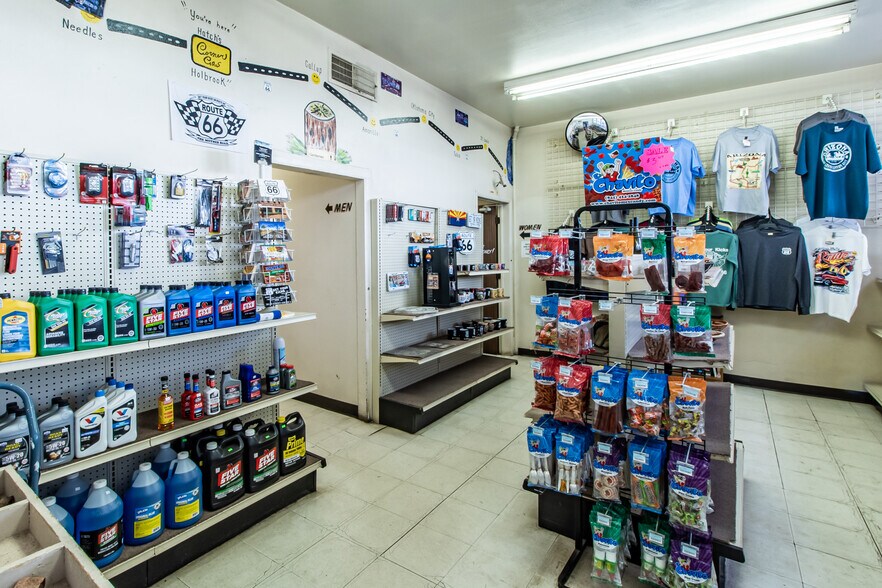 More Photos Of 404 Navajo Blvd, Holbrook Service Station For Sale