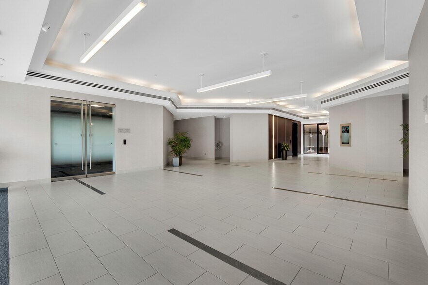 More Photos Of 10201 Fairfax Blvd, Fairfax Office For Lease