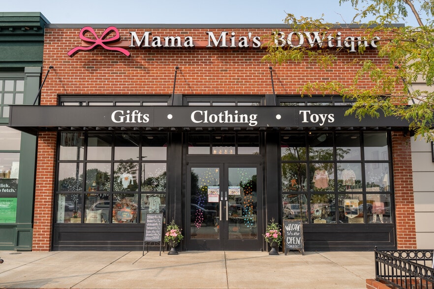 More Photos Of 1000 W Erie Plz, Erie Land For Lease