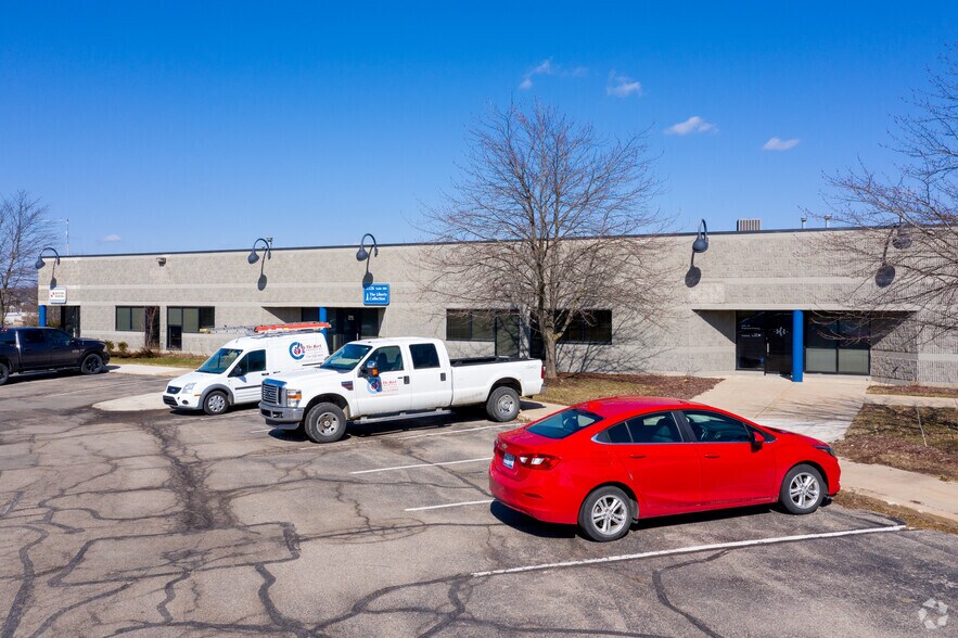 More Photos Of 3526 W Liberty Rd, Ann Arbor Office For Lease