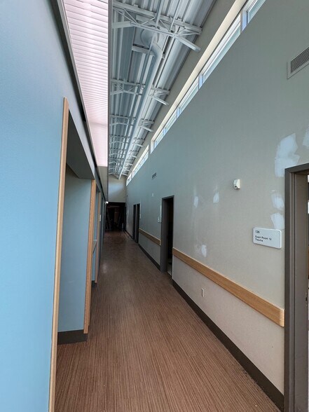 More Photos Of 3350 Broadmoor Ave SE, Grand Rapids Medical For Lease