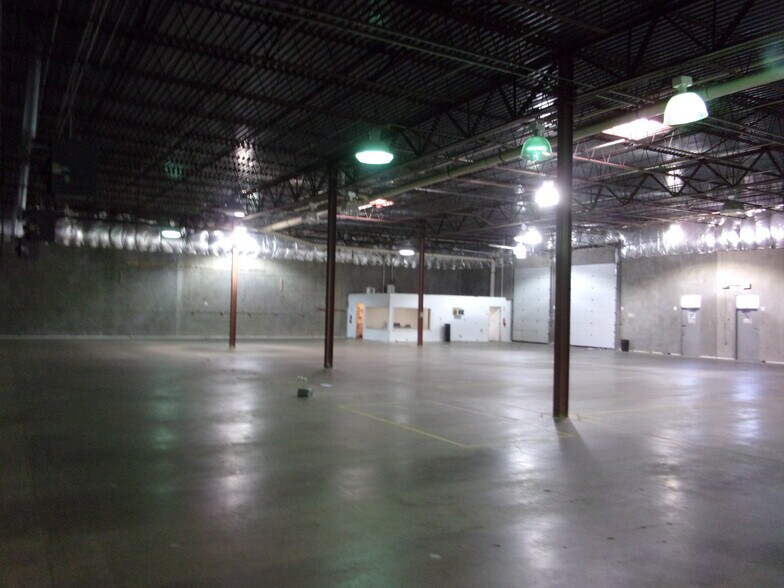 More Photos Of 8197 Euclid Ct, Manassas Park Warehouse For Lease