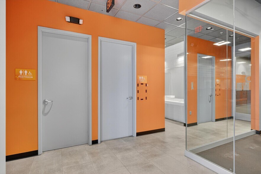 More Photos Of 682-688 Paul Huff Pky, Cleveland Freestanding For Lease