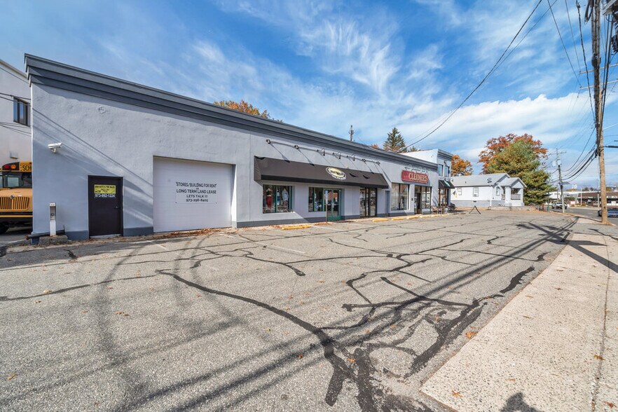 More Photos Of 142 S Livingston Ave, Livingston Unknown For Lease