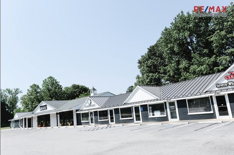 More Photos Of 2058-2090 George Washington Memorial Hwy, Gloucester Point General Retail For Sale