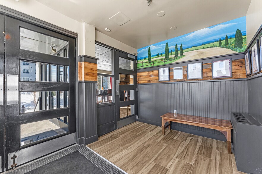 More Photos Of 2099 Post Rd, Warwick Restaurant For Sale