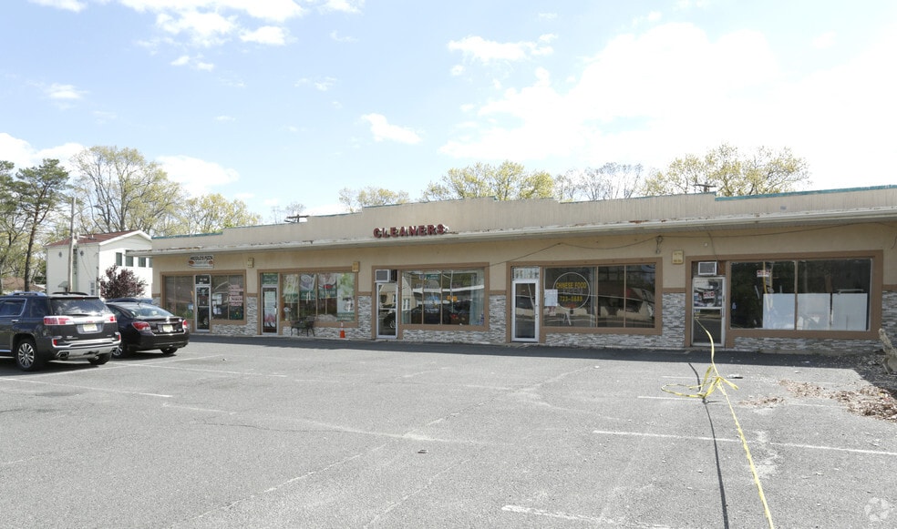 11201134 Englishtown Rd, Old Bridge, NJ 08857 Retail