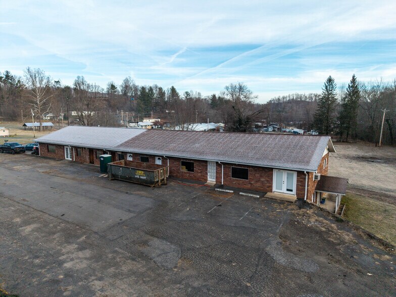 More Photos Of 6859 Cruso Rd, Canton General Retail For Lease