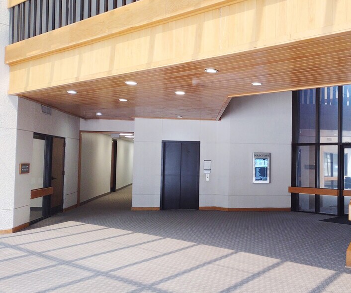 More Photos Of 5005 W Royal Ln, Irving Office For Lease