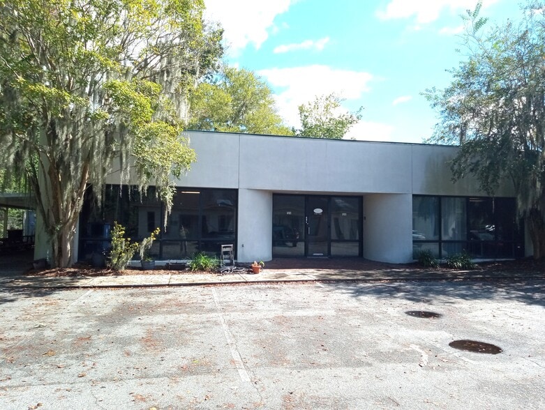 More Photos Of 120 Oglethorpe Professional Ct, Savannah Office For Lease