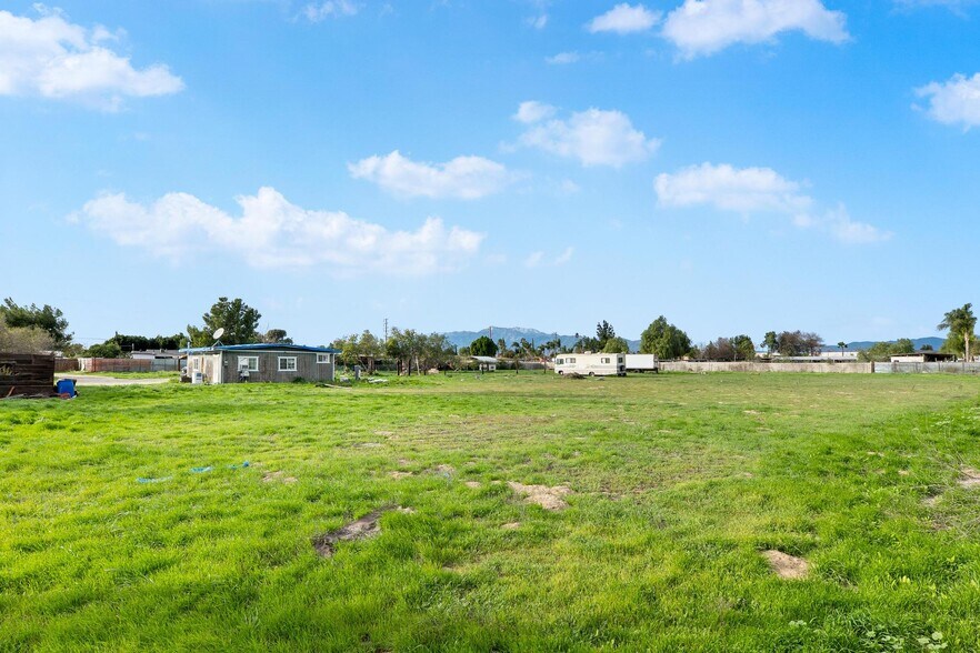 More Photos Of 19340 Jurupa Ave, Bloomington Land For Sale