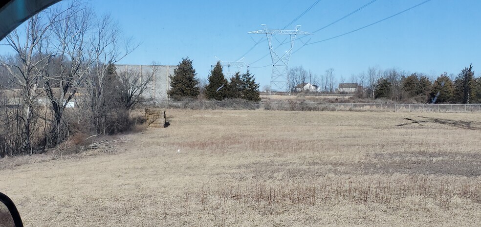 Primary Photo Of Hoffmansville Road, Bechtelsville Land For Lease