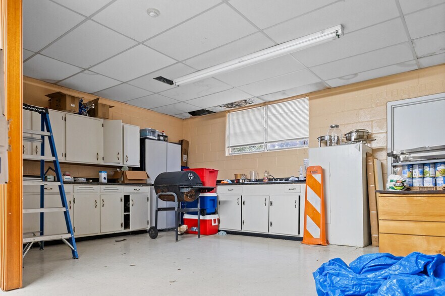 More Photos Of 6001 Buena Vista Rd, Columbus Religious Facility For Sale