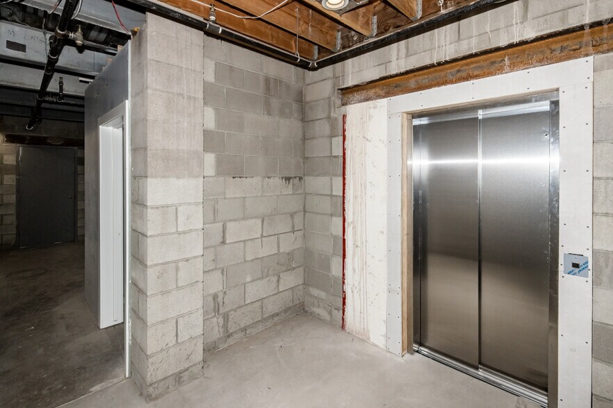 More Photos Of 1515 Marlboro Dr, Lake Havasu City Restaurant For Sale