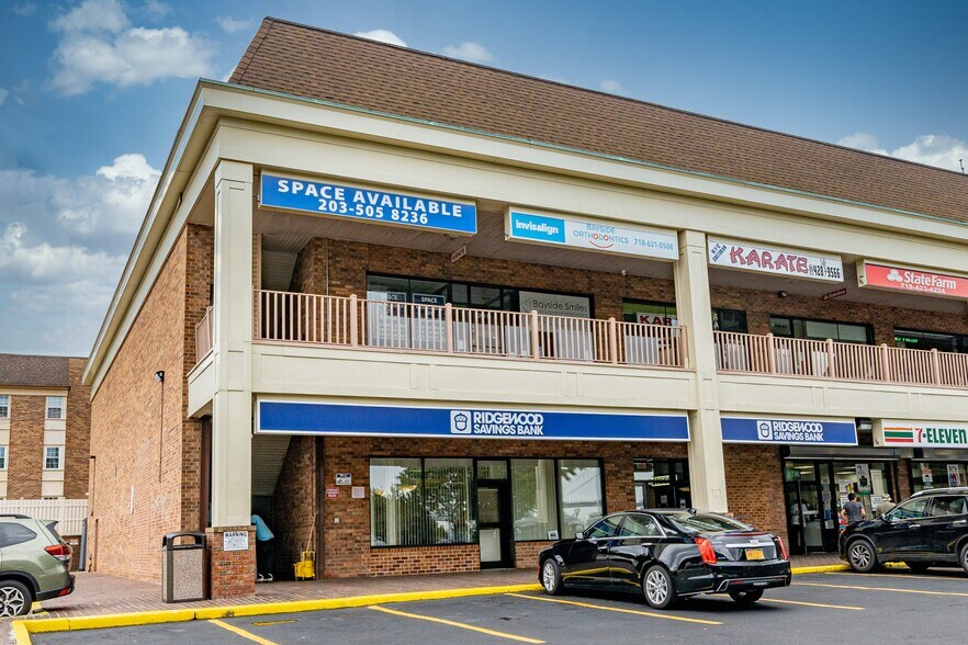 More Photos Of 208-02 Cross Island Pky, Bayside Freestanding For Lease