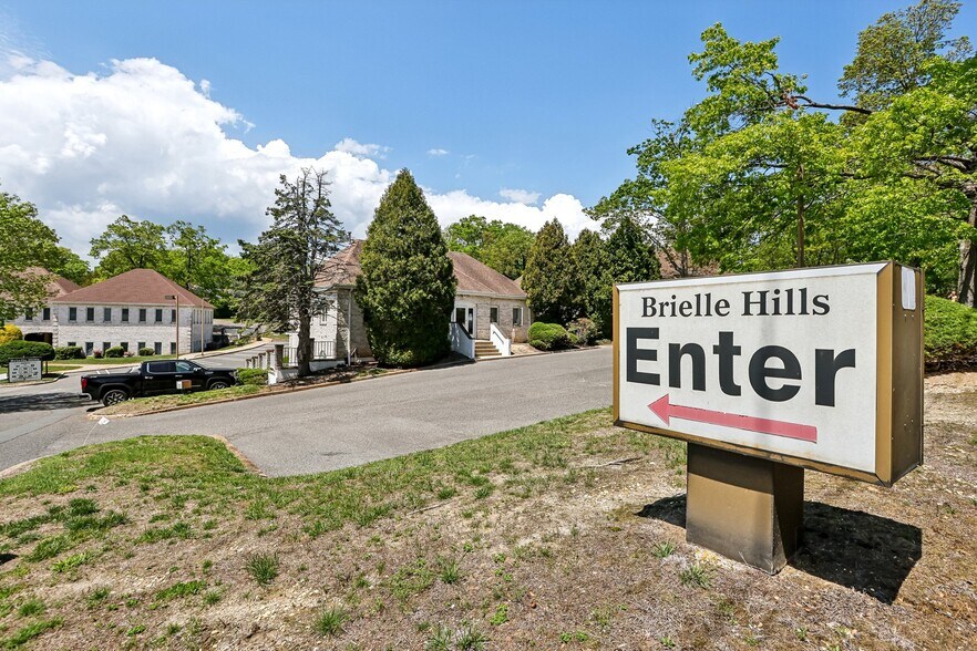 More Photos Of 2640 Highway 70, Manasquan Medical For Sale