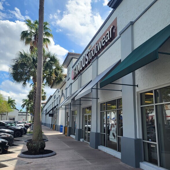 More Photos Of 8651 SW 124th St, Miami General Retail For Lease
