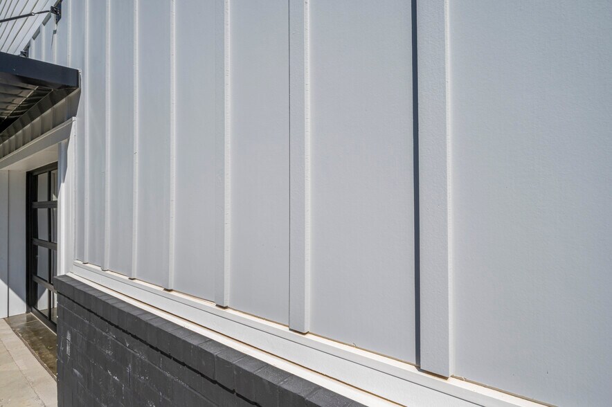 More Photos Of 8120 Windsor Hill Blvd, North Charleston Light Distribution For Lease