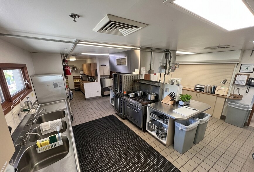 More Photos Of 2140 W State Road 434, Longwood Lodge Meeting Hall For Lease