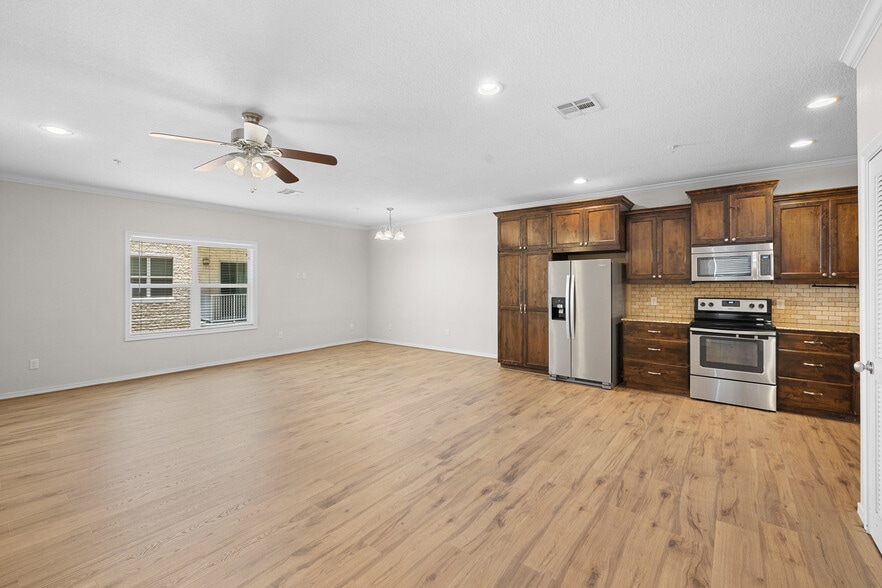 More Photos Of 307 Boyett St, College Station Apartments For Sale