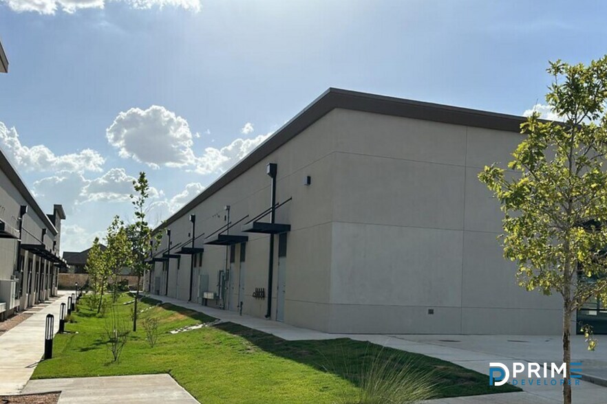 More Photos Of 15101 Ronald Reagan Blvd, Leander, TX 78641, Unite, Leander Unknown For Lease