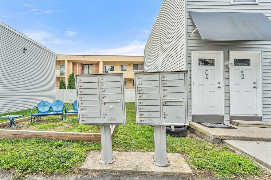 More Photos Of 415 Hamilton Ave, Blackwood Apartments For Sale