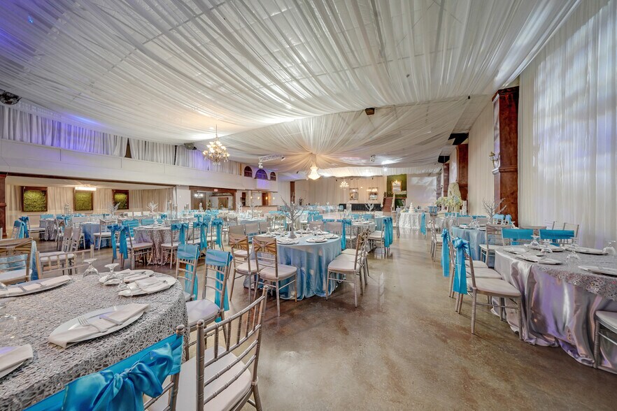 More Photos Of 8012 Endor, Houston Warehouse For Lease